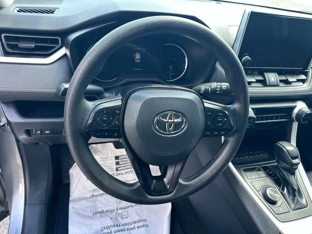 Used 2024 Silver Toyota XLE image 15