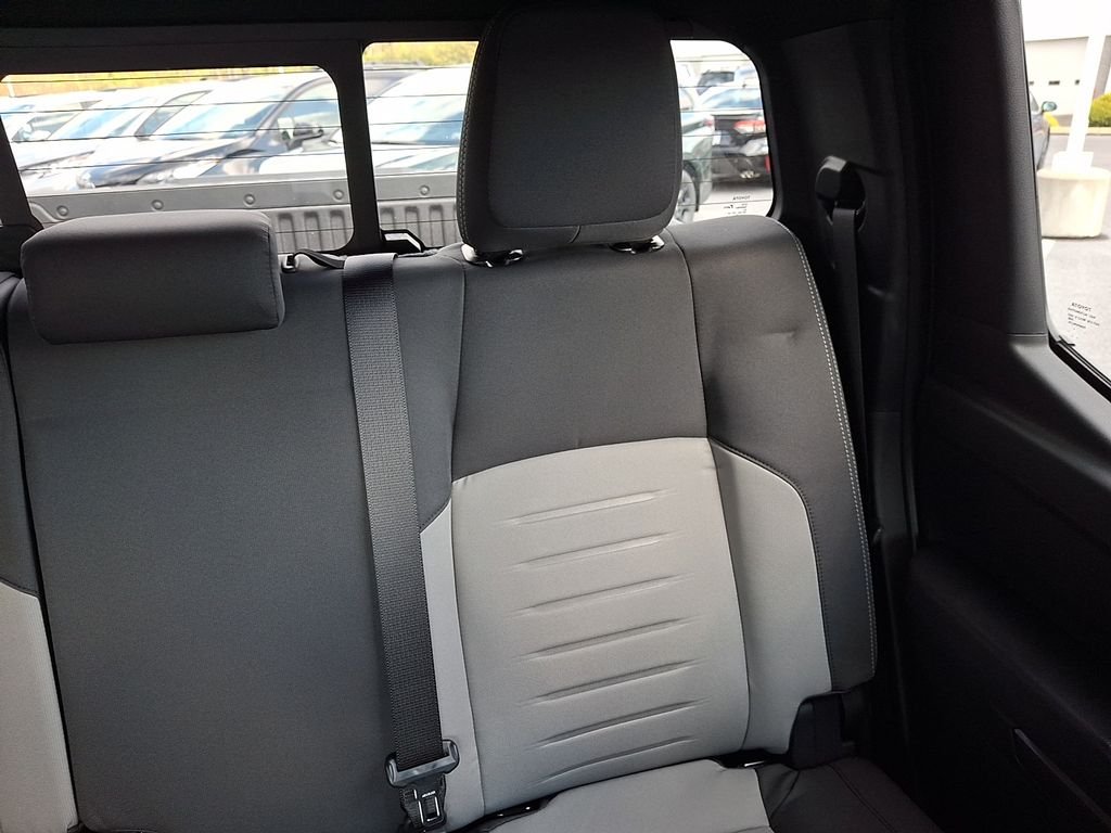 2025 Toyota Tacoma TRD Off Road - Photo 14