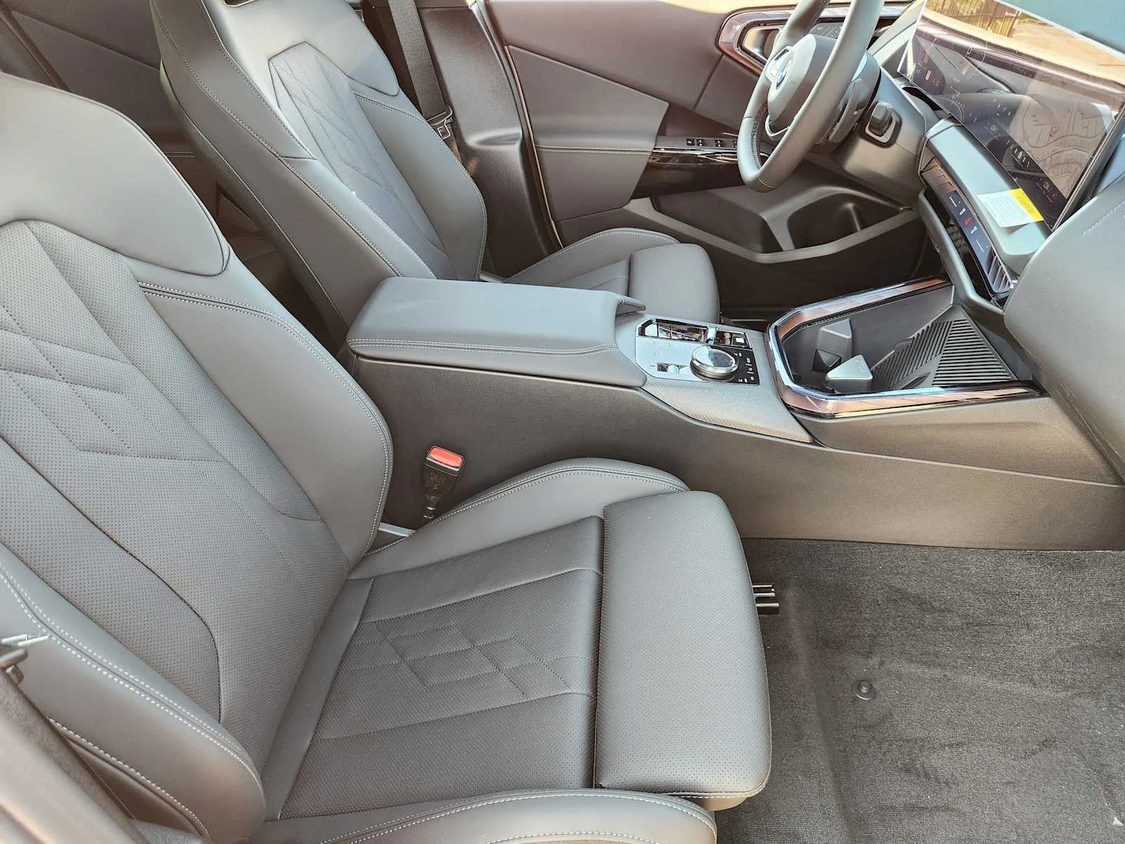 New 2026 Dune Grey Metallic BMW 30 xDrive image 5