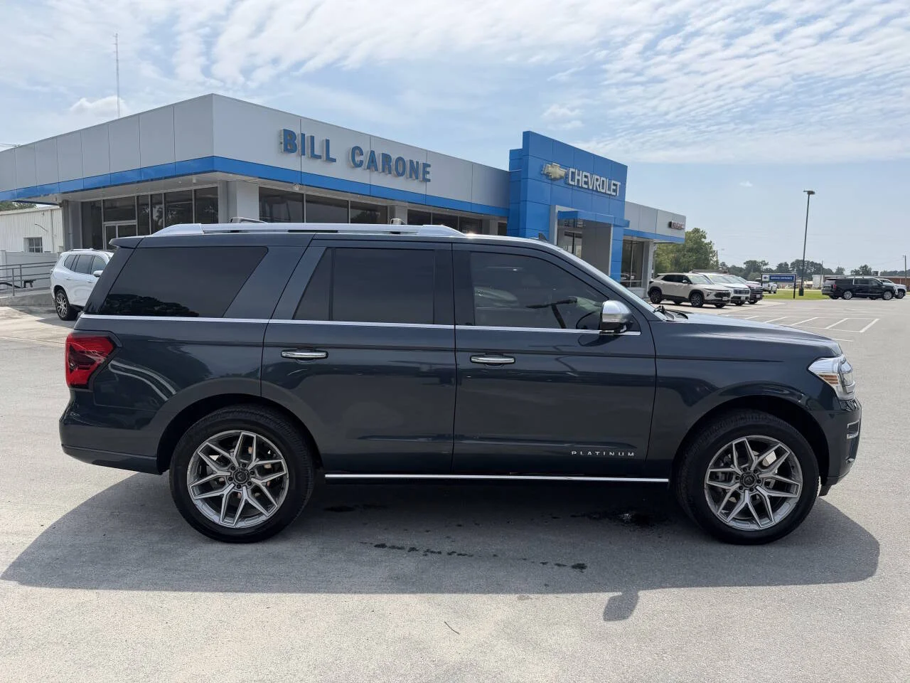 Used 2023 Stone Blue Ford Platinum 4x4 4dr SUV image 7