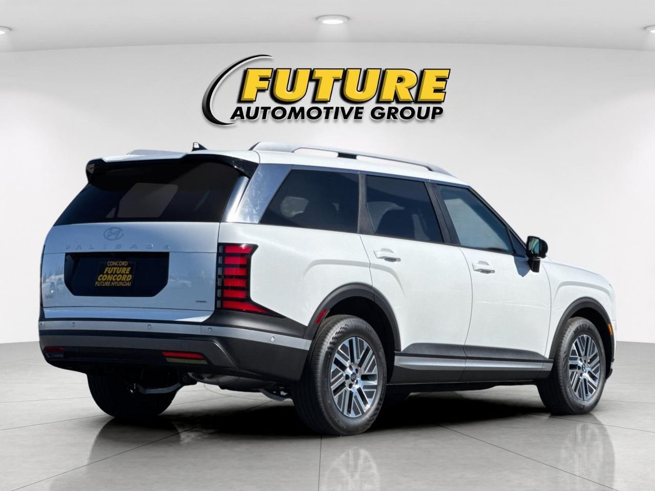New 2026 White Hyundai SEL Premium 7P image 3