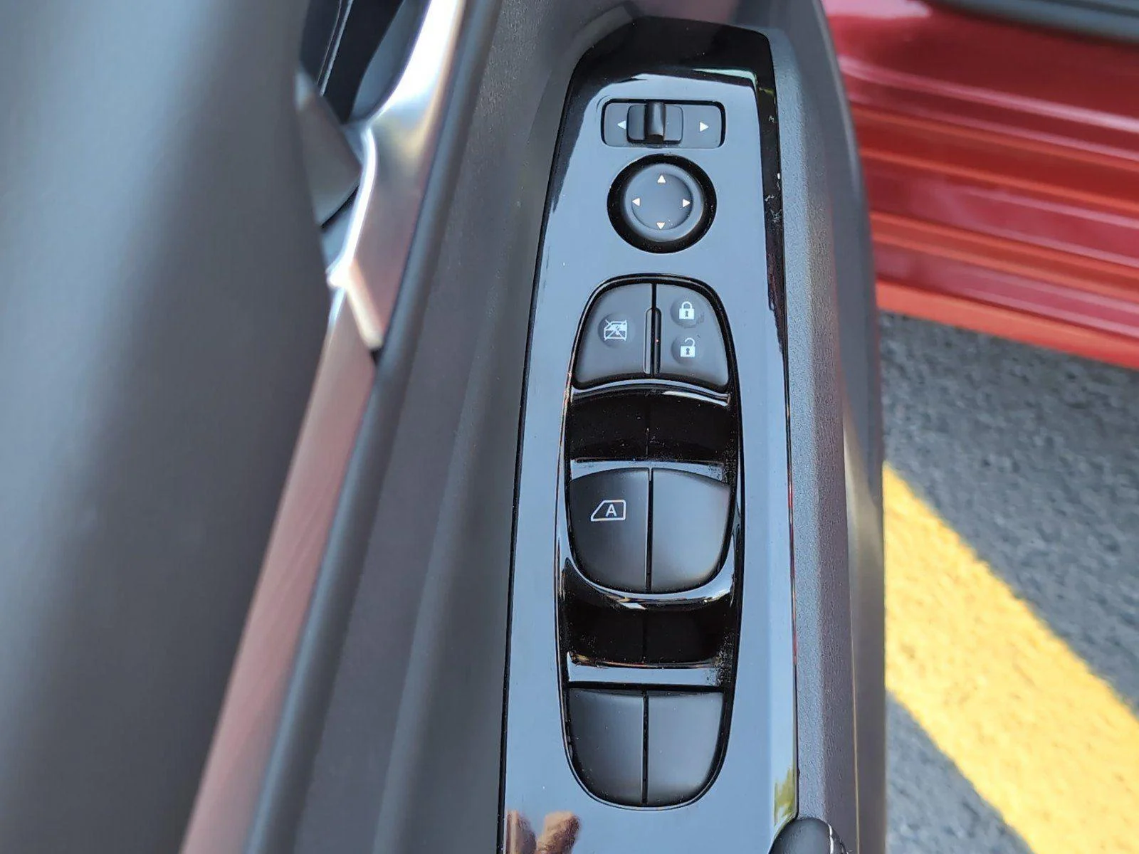 Used 2023 Scarlet Ember Tintcoat Nissan 2.5 SV image 20