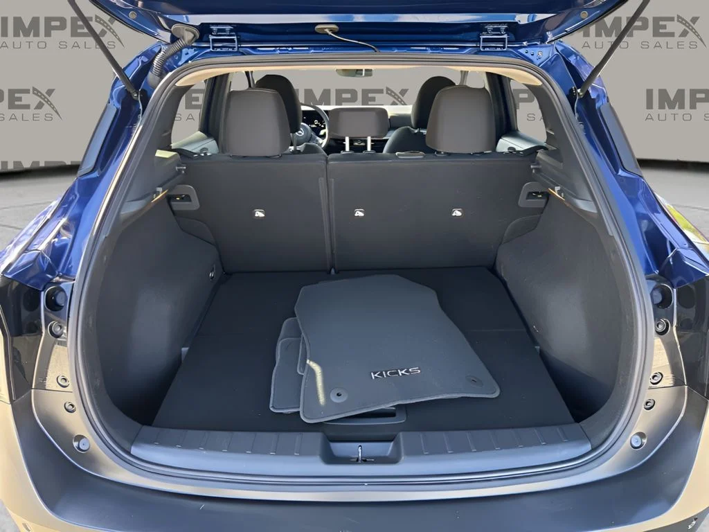Used 2025 Blue Nissan SV image 26