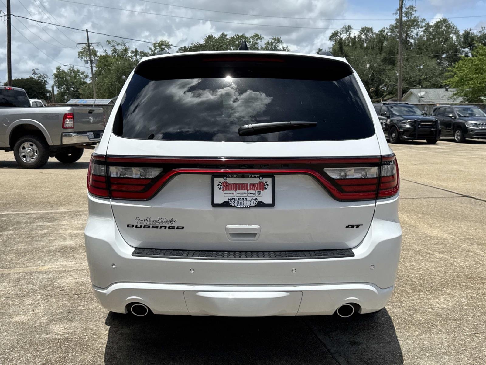 New 2026 White Knuckle Clear-Coat Exterior Paint Dodge GT image 5
