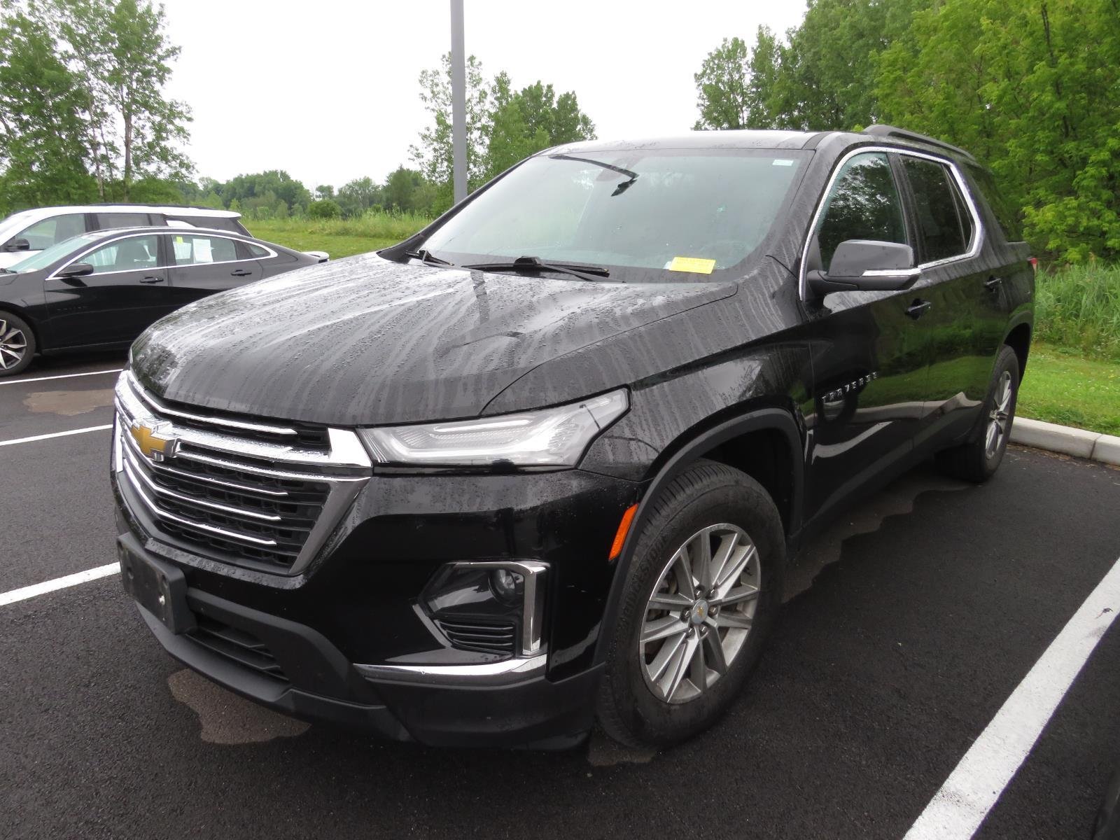 Used 2023 Mosaic Black Metallic Chevrolet LT Cloth image 9