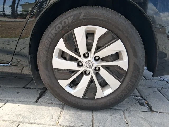2025 Nissan Altima S - Photo 18