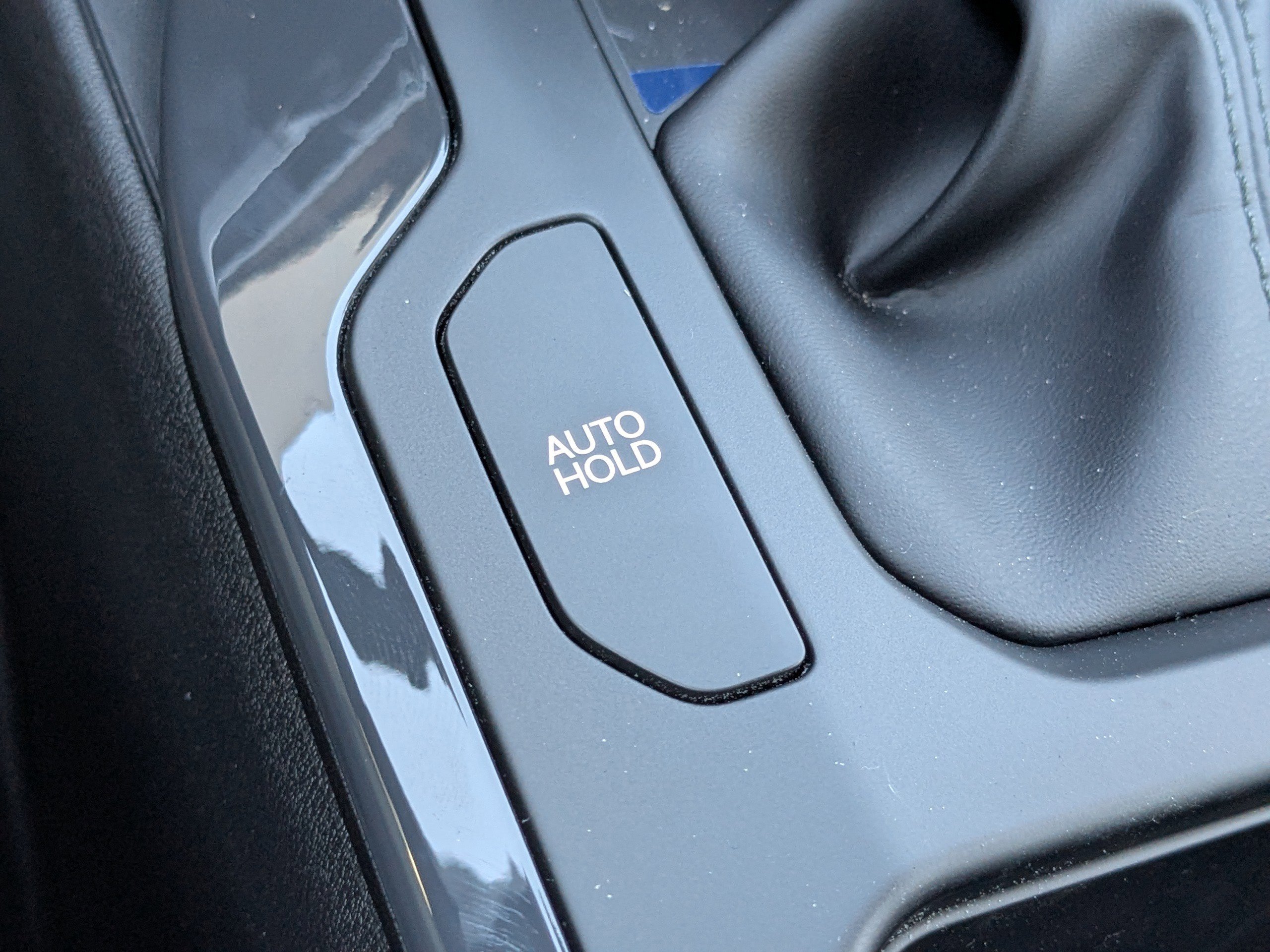 New 2025 Snow White Pearl Kia EX image 28