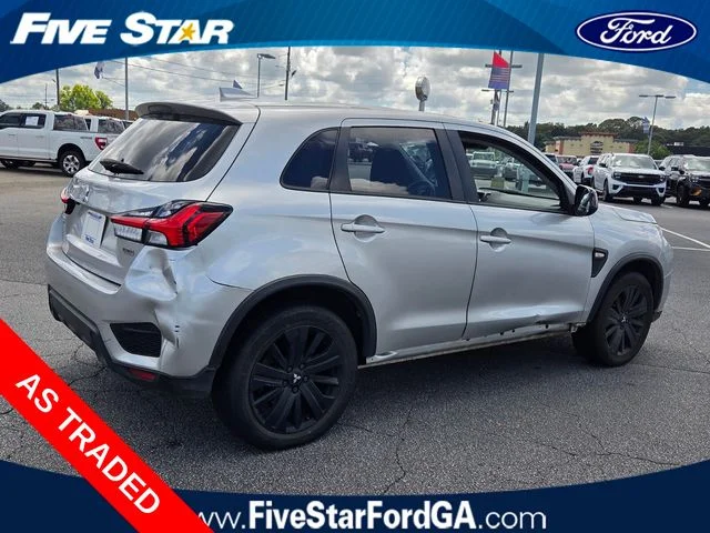 Used 2024 Gray Mitsubishi 2.0 LE image 9