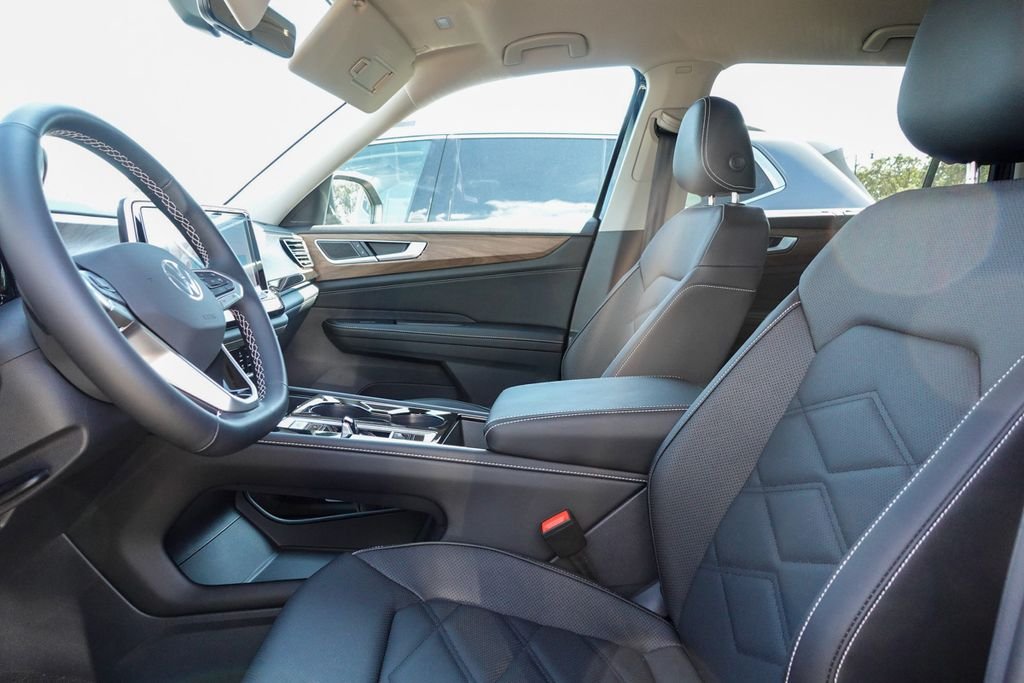 2026 Volkswagen Atlas SE w/Tech - Photo 12