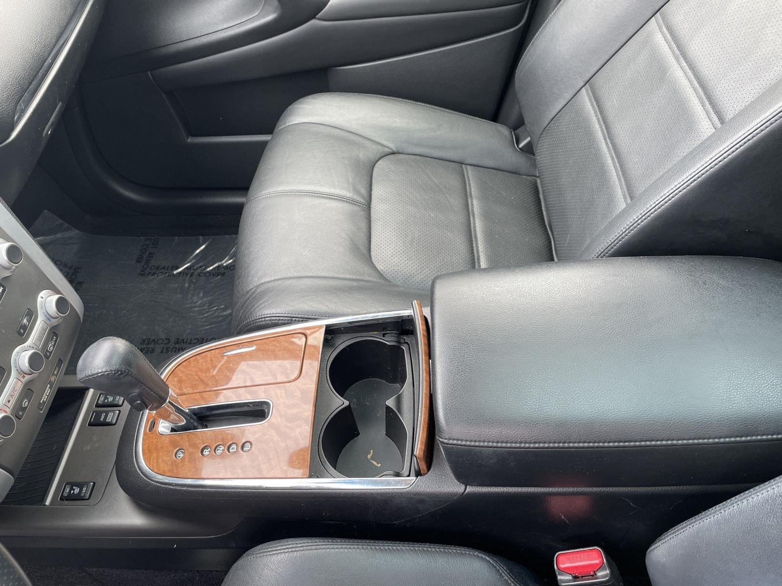 Used 2013 Gun Metallic Nissan LE image 22