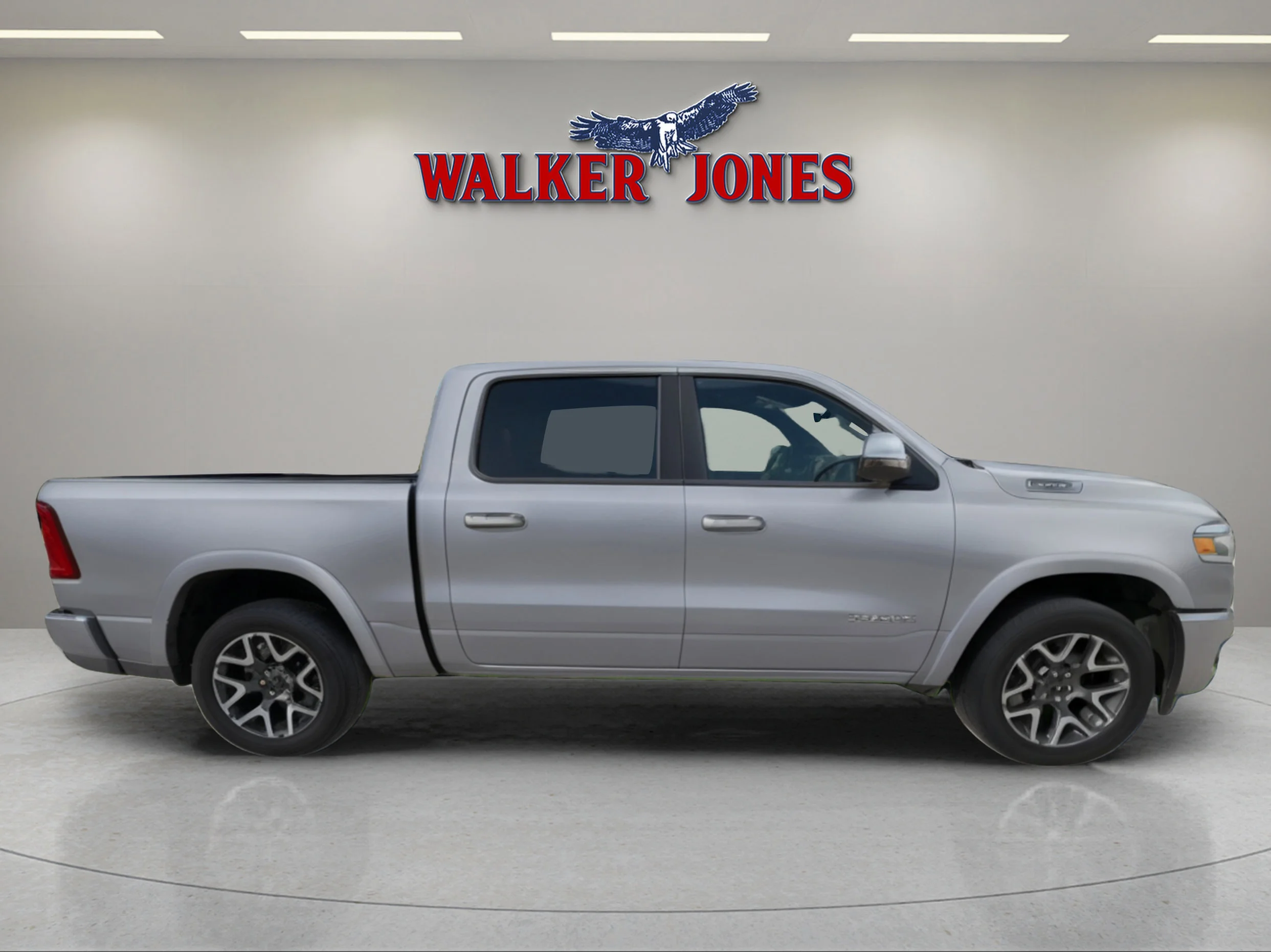 Used 2025 Billet Silver Metallic Clearcoat Ram Laramie image 2
