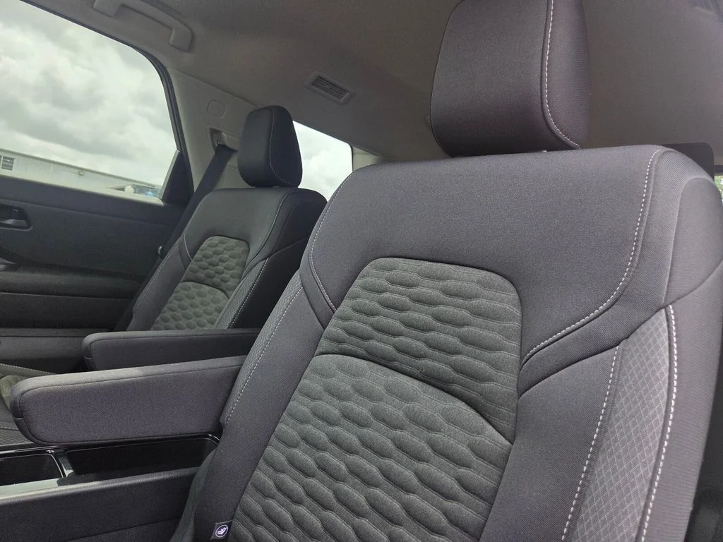 Certified Used 2024 White Nissan SV image 25