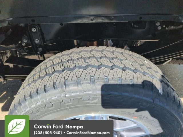 New 2026 Agate Black Metallic Ford Lariat image 33