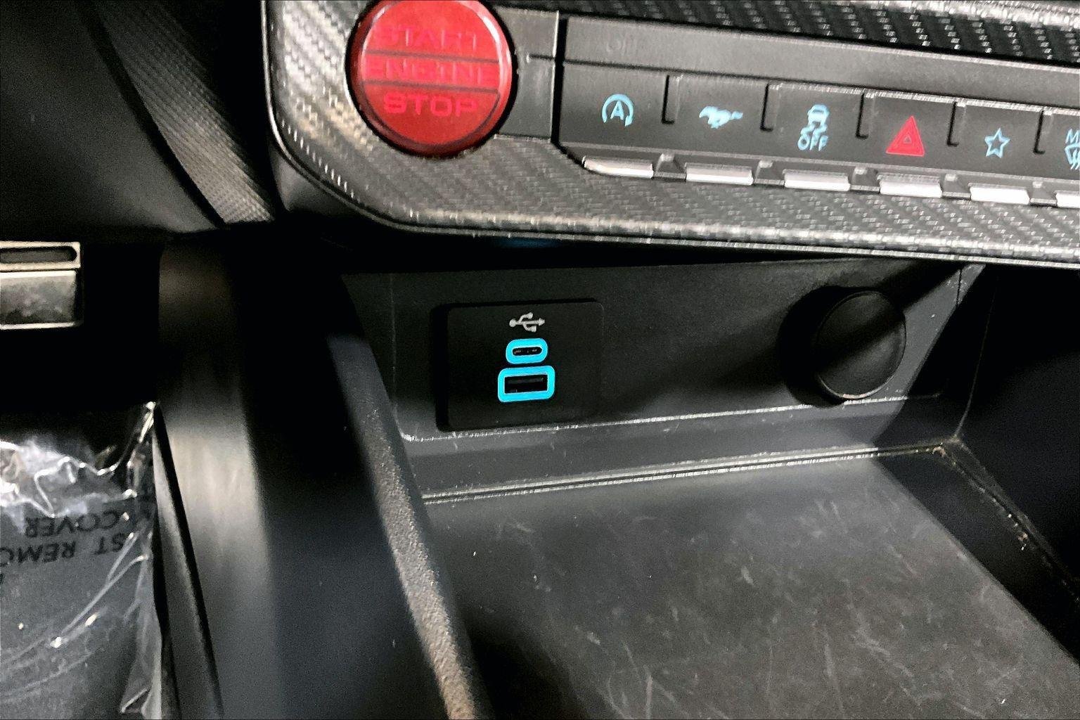 Used 2025 Vapor Blue Ford EcoBoost Premium image 32