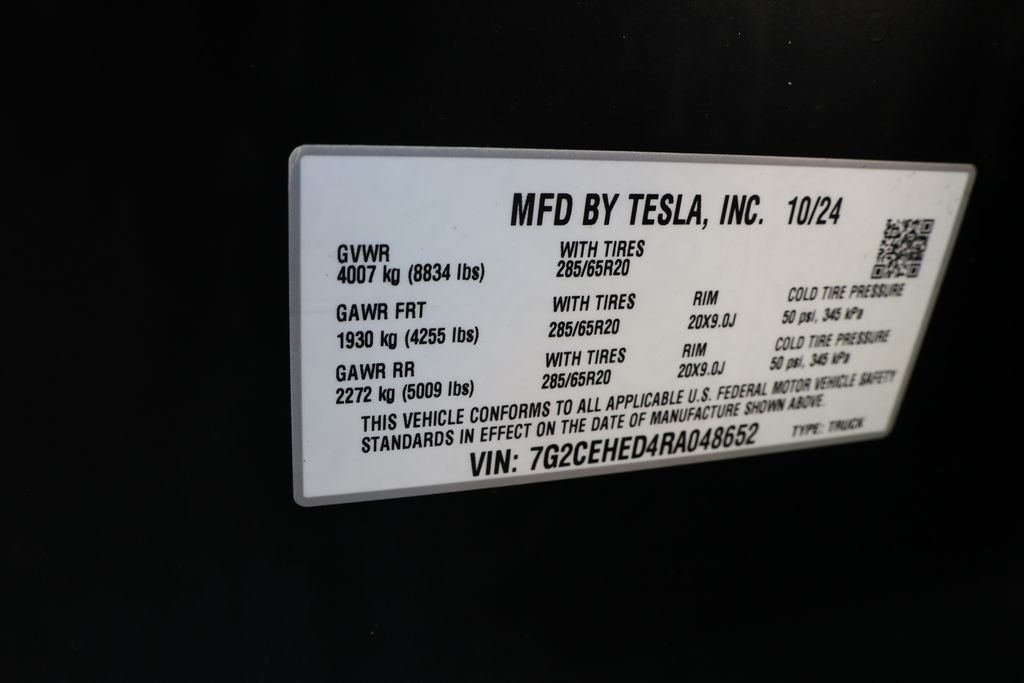 Used 2024 Silver Tesla Base image 37