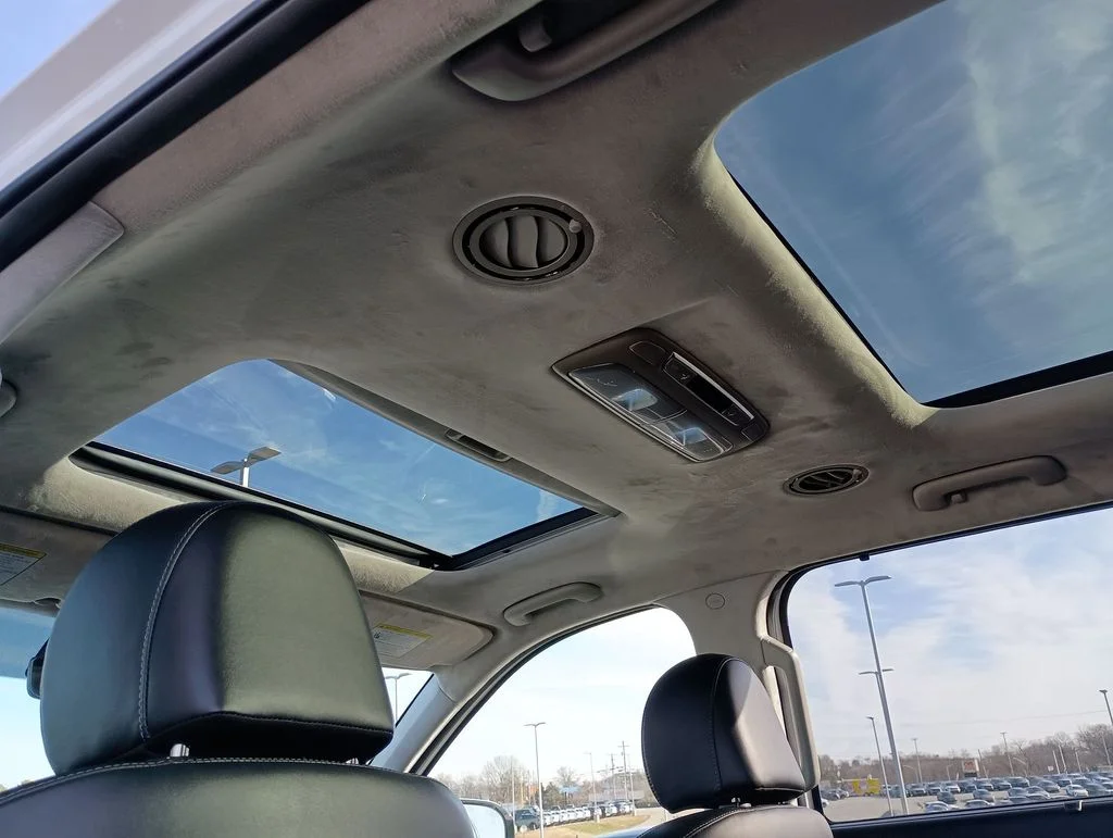 Used 2023 White Kia SX-Prestige image 28