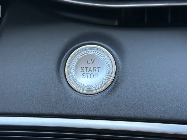 Used 2023 Gray Genesis Advanced image 27