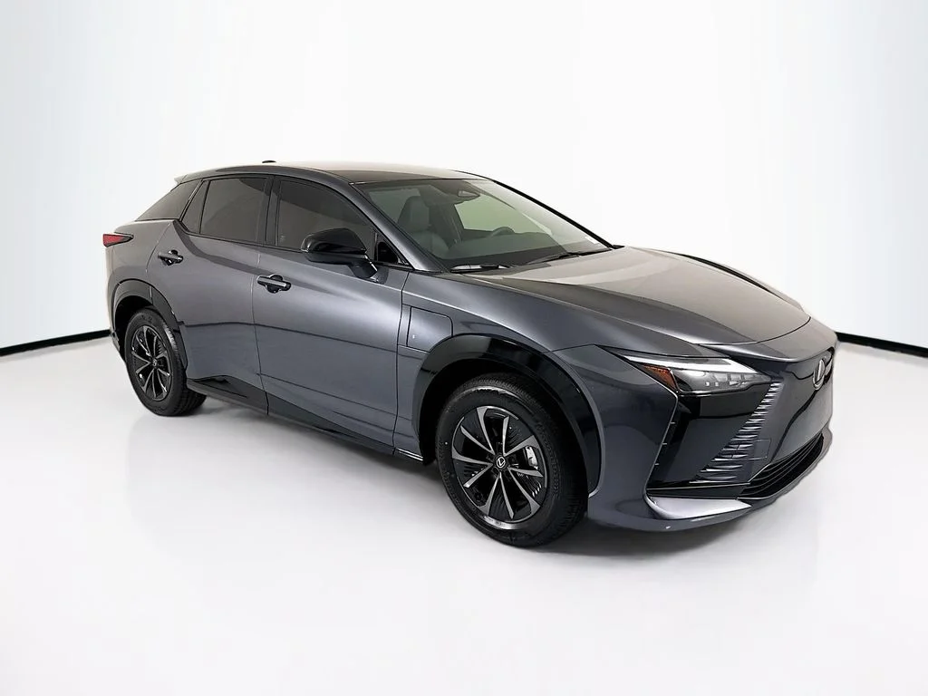 New 2026  Lexus 350e image 3