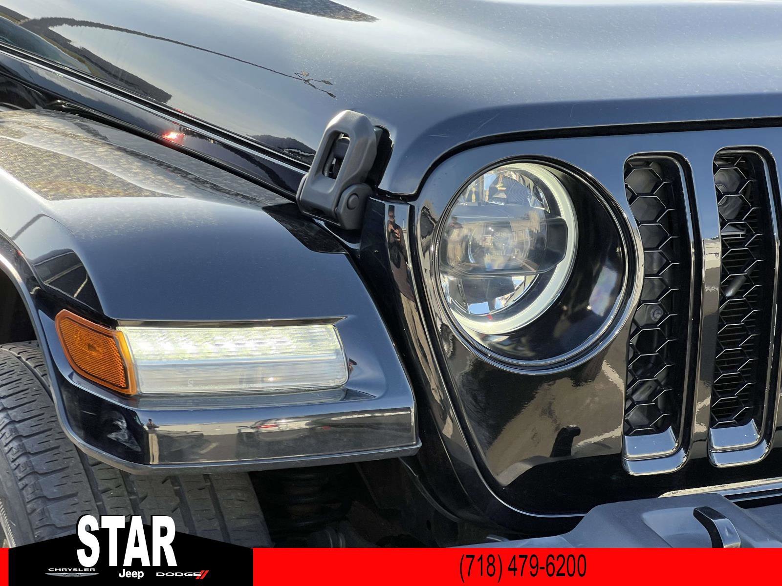 Used 2023 Black Clearcoat Jeep Sahara image 9