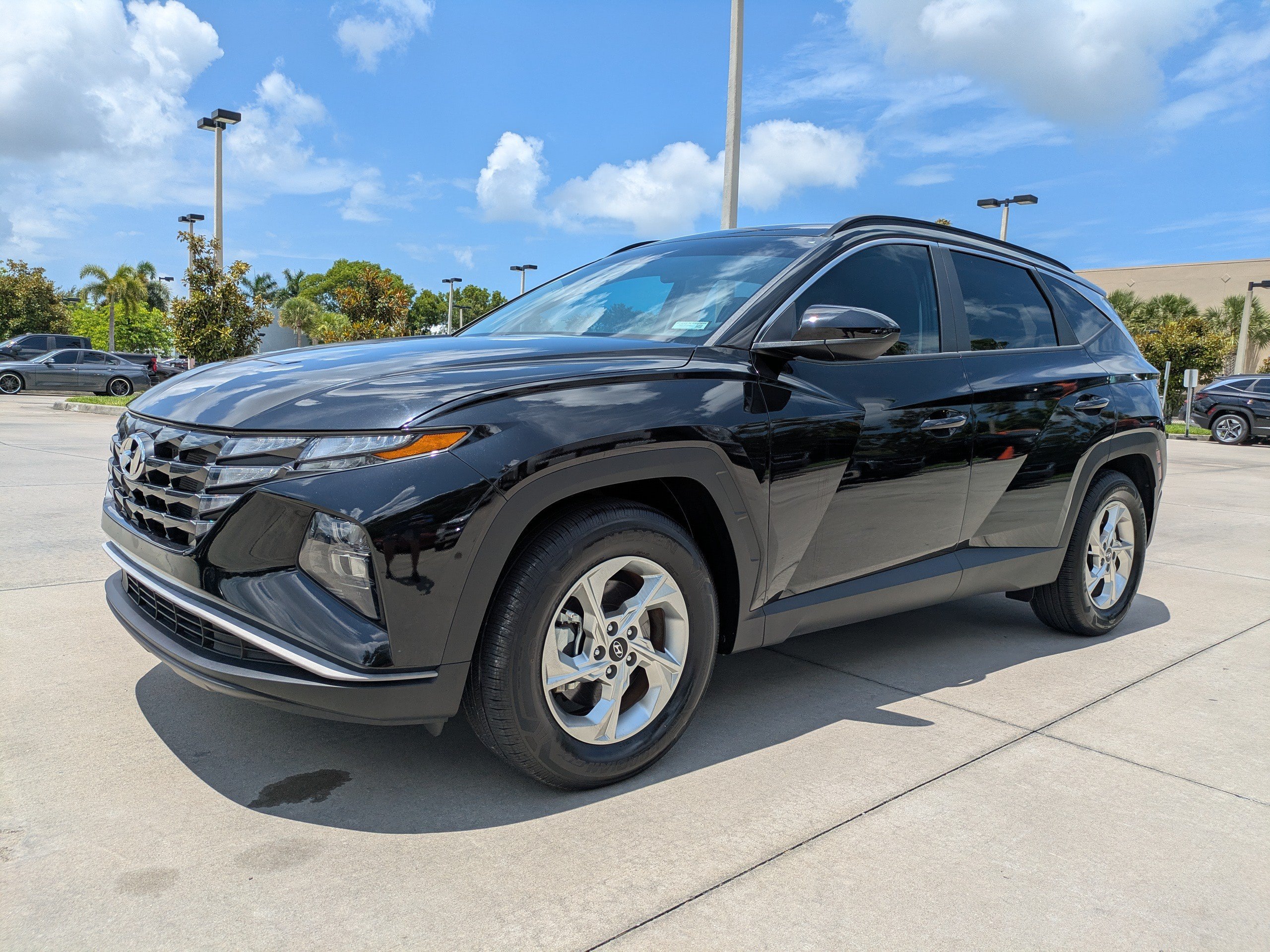 Certified Used 2024 Black Pearl Hyundai SEL image 5