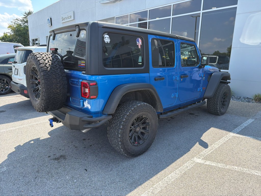 Used 2024 Hydro Blue Pearlcoat Jeep Rubicon image 4