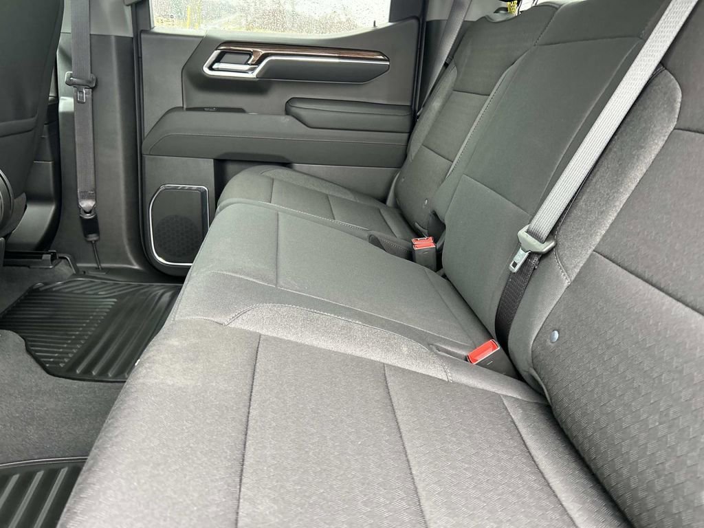 New 2026 Sterling Gray Metallic Chevrolet LT (2FL) image 15