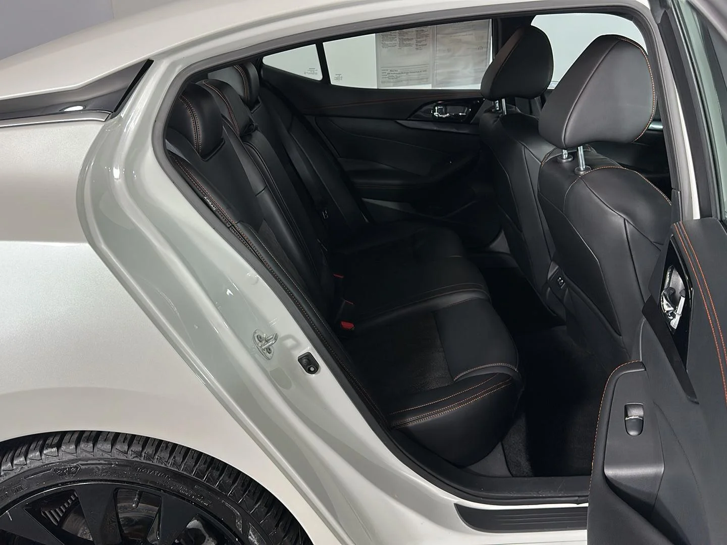 Used 2023 Pearl White Tricoat Nissan SR image 32