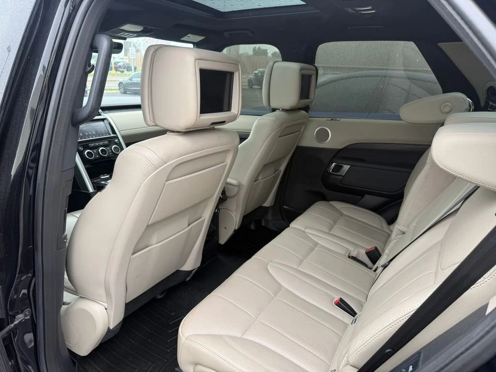 Used 2018 Black Land Rover HSE image 26