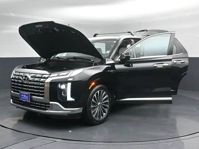 Certified Used 2025 Abyss Black Pearl Hyundai Calligraphy image 55