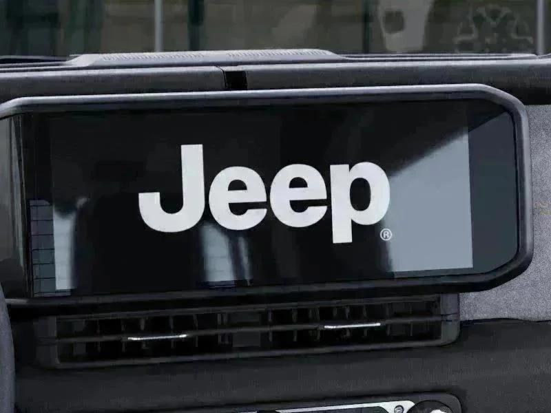 New 2026 Granite Crystal Metallic Clearcoat Jeep Sport S image 44