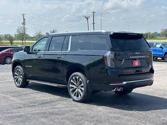 New 2026 Black Chevrolet High Country image 3