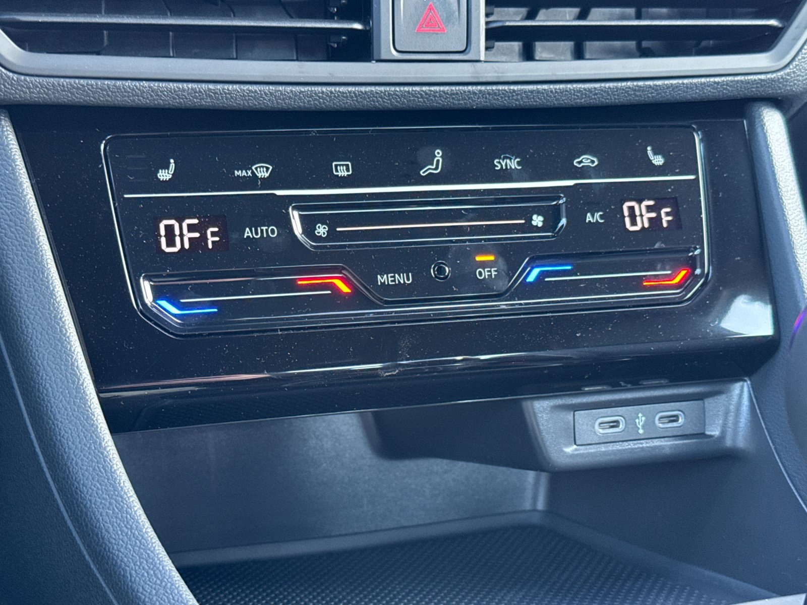 2026 Volkswagen Jetta Sport - Photo 18