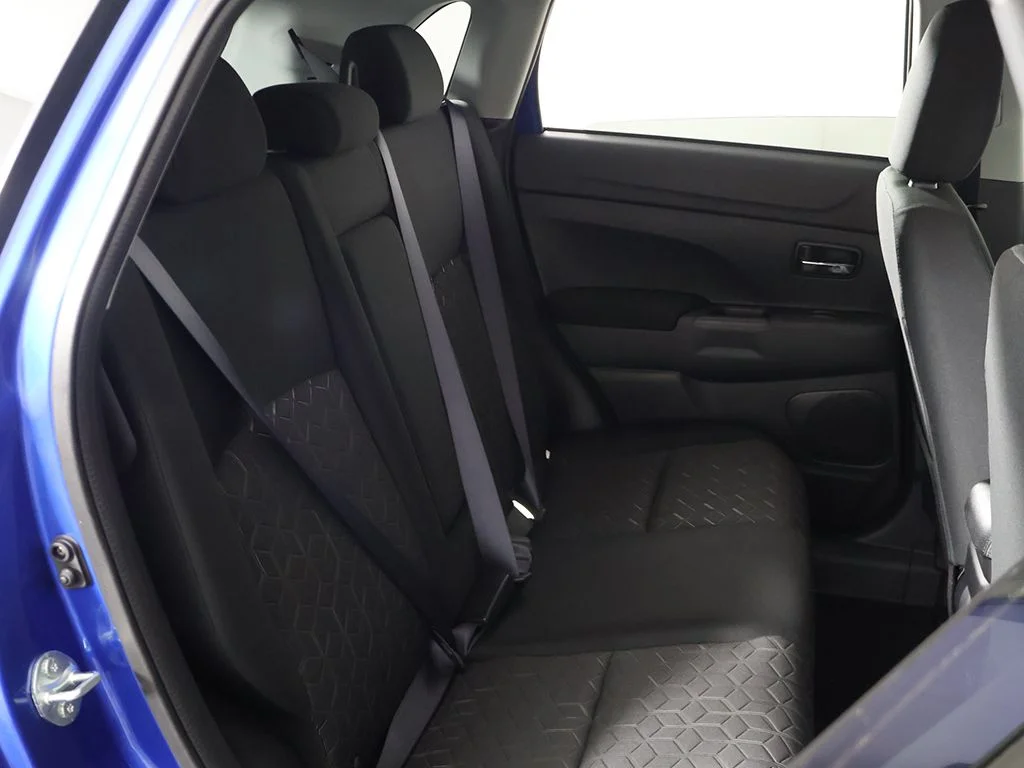 New 2026 Blue Mitsubishi 2.0 LE image 27