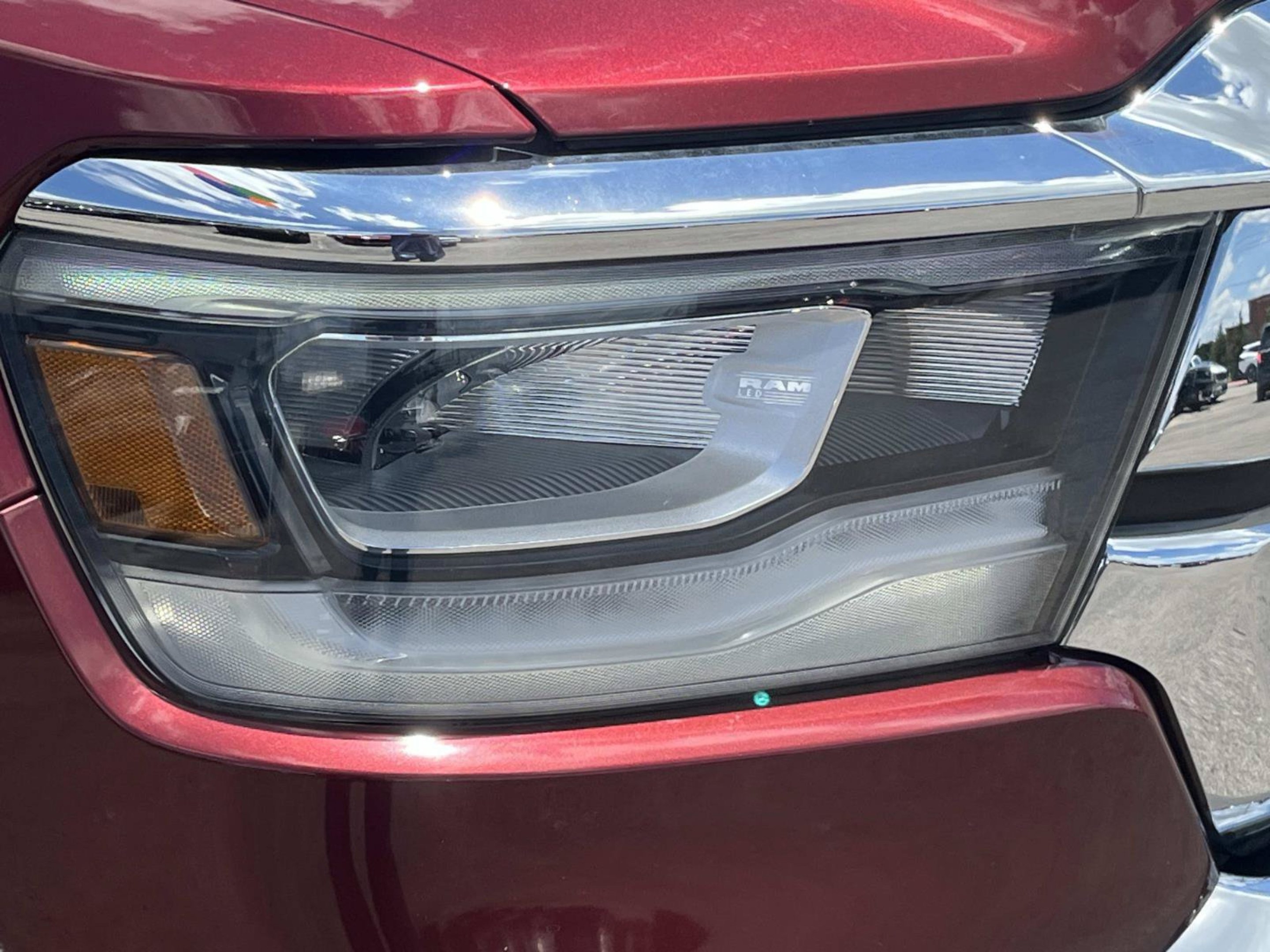 Used 2019 Delmonico Red Pearlcoat Ram Laramie image 9