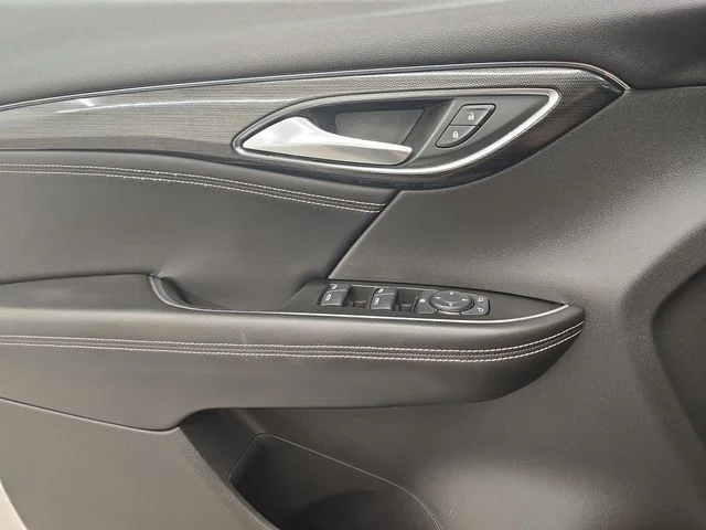 Used 2022 Ebony Twilight Metallic Buick Preferred image 35