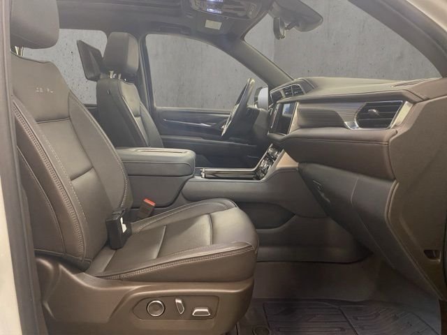 Used 2024 White GMC Denali image 22
