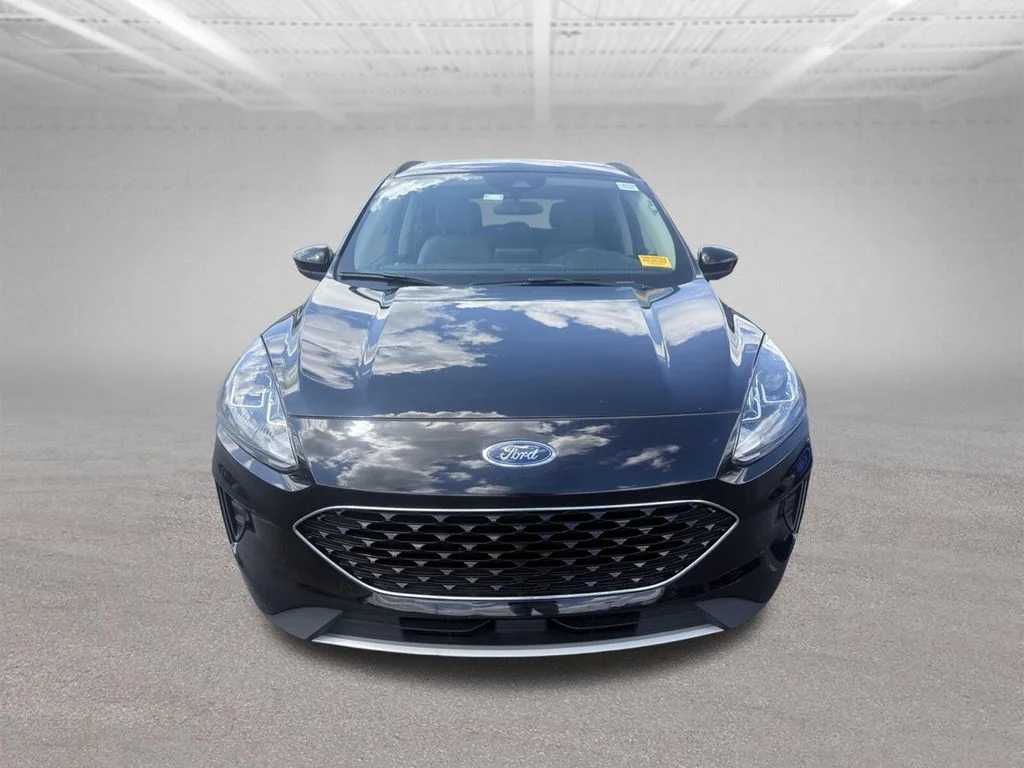 Used 2020 Black Ford SE image 13