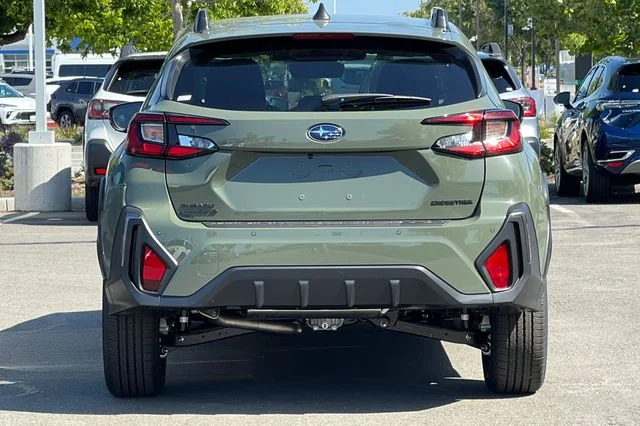 New 2026 ALPINE GREEN Subaru Limited image 5