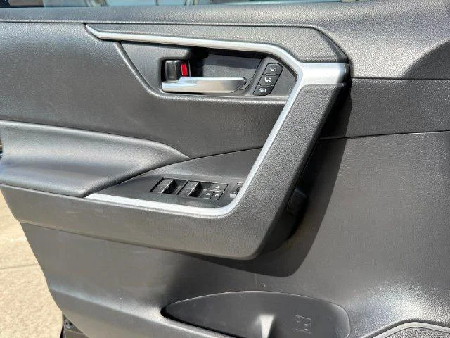 Certified Used 2022 MIDNIGHT BLACK METAL Toyota XLE Premium image 21