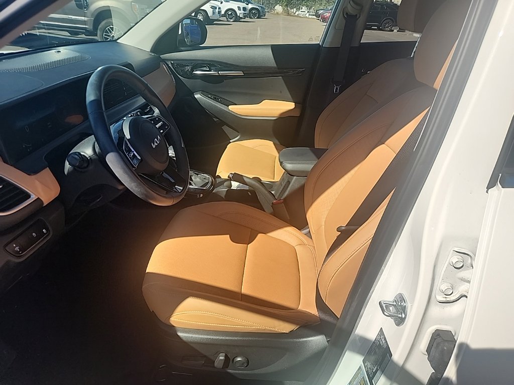 Used 2024 White Kia EX image 17
