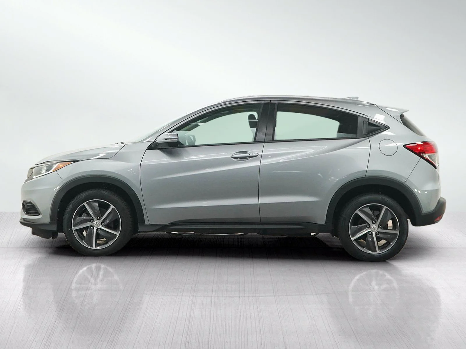Used 2022 Honda HR-V EX with VIN 3CZRU6H58NM706288 for sale in Burnsville, Minnesota
