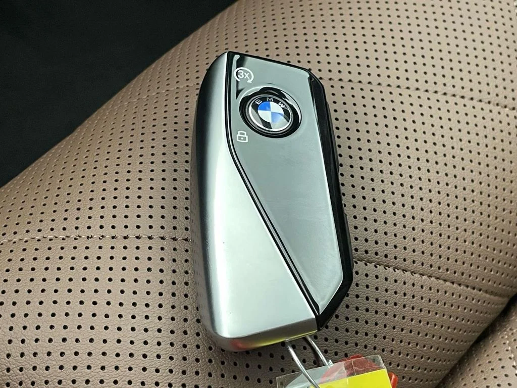 New 2027 Gray BMW xDrive40i image 36