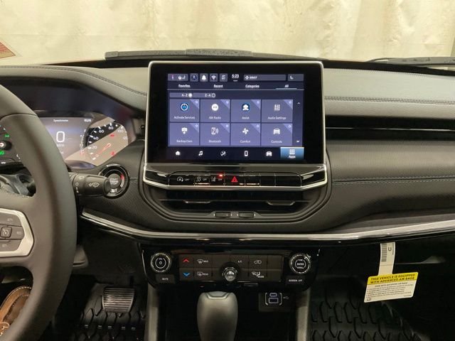 New 2026 Joose (DISC) Jeep Latitude image 17