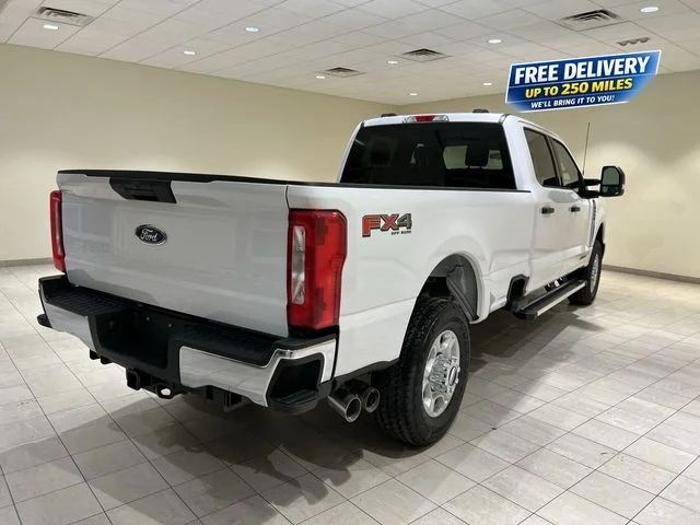 New 2026 White Ford XLT image 5