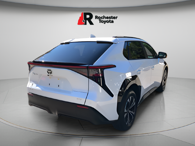 Used 2024 Beige Toyota XLE image 7