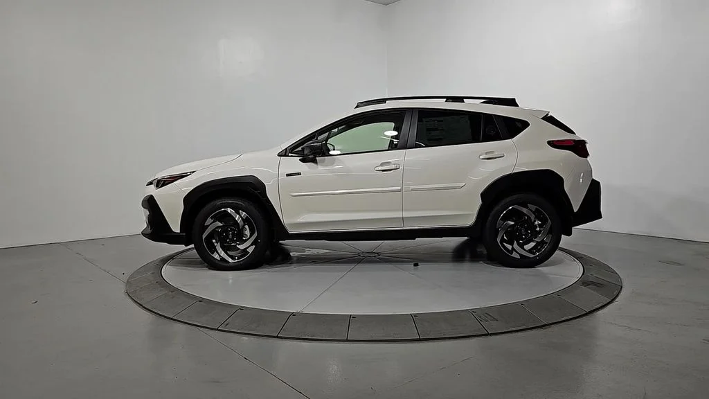 New 2026 CRYSTAL WHITE PEARL Subaru Limited Hybrid image 2
