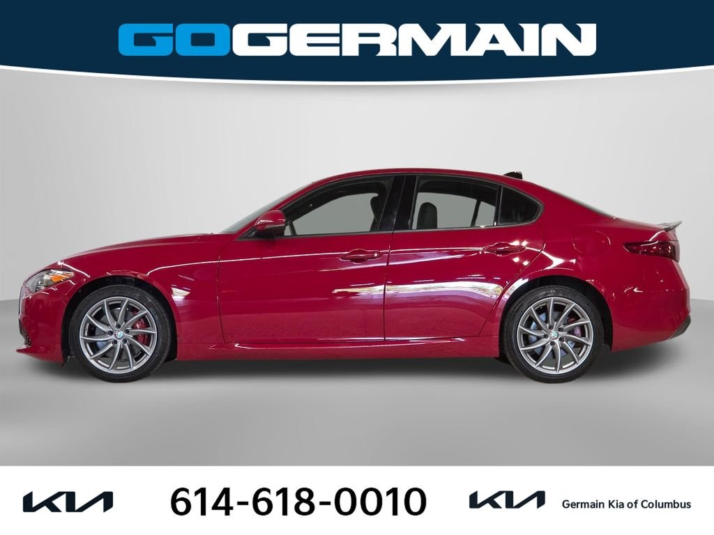 Used 2022 Red Alfa Romeo Sprint image 12