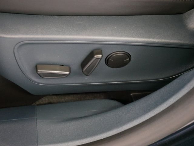Certified Used 2023 Blue Metallic Ford Lariat image 17