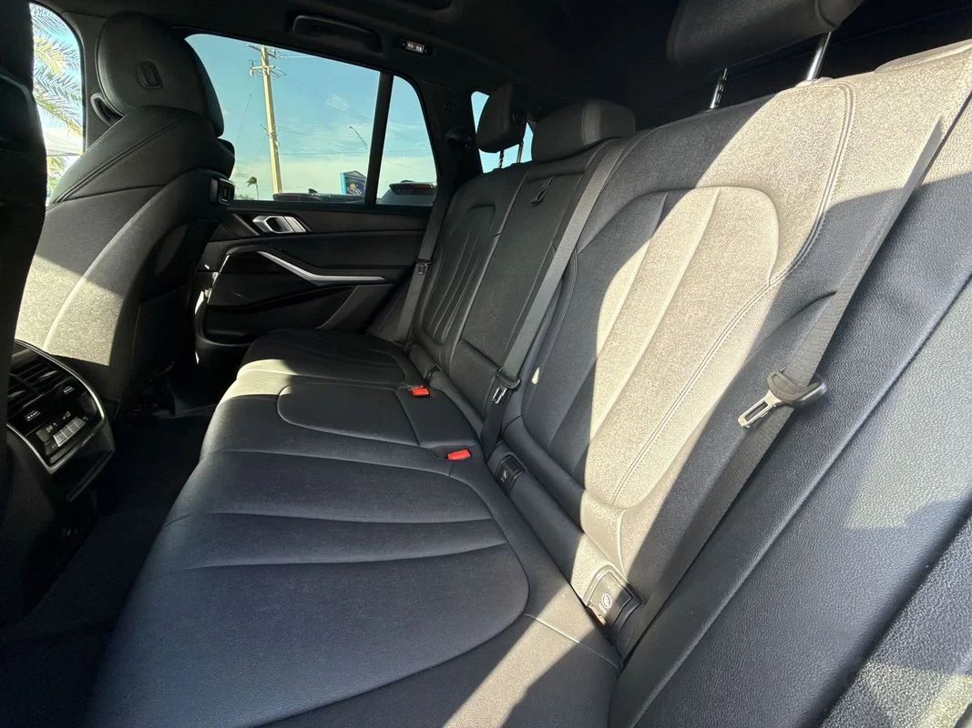 Used 2020  BMW xDrive40i image 13