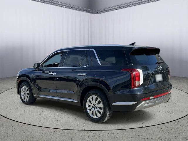 Used 2024 Moonlight Cloud Hyundai SEL image 7